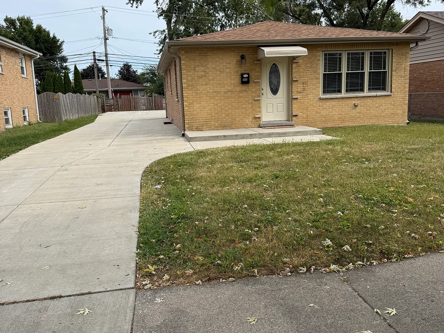 2 bed, 995 sqft, $2,400 — Photo 1