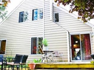 9245 SW Brooks Bnd, Beaverton, OR 97223