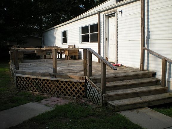 5th image of 58153 Meadowlark Dr