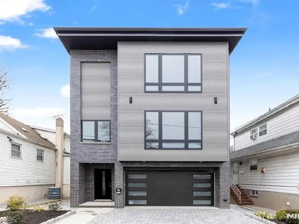 428 Lafayette Ave, Cliffside Park, NJ 07010