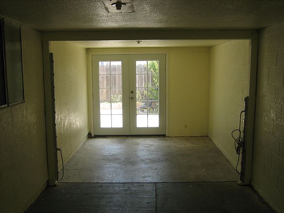 Enclosed Patio Room
