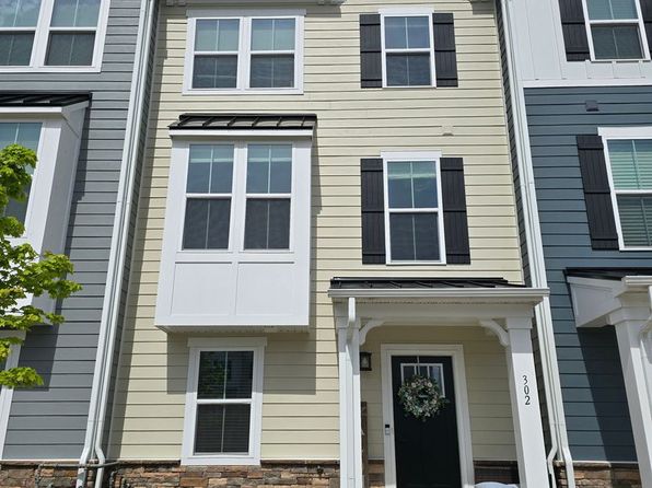 302 Fost Blvd