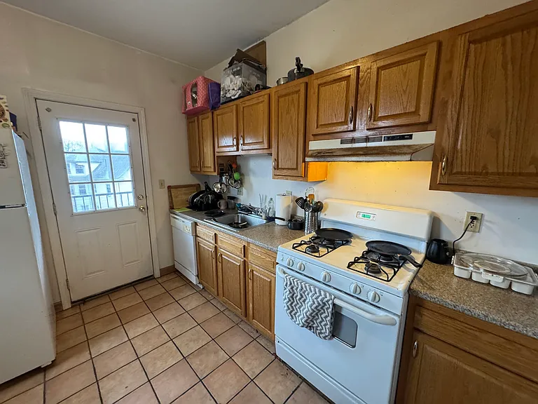 33 Egremont Rd #2 — Photo 12