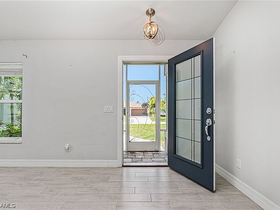 5th image of 10180 Asbury Ave