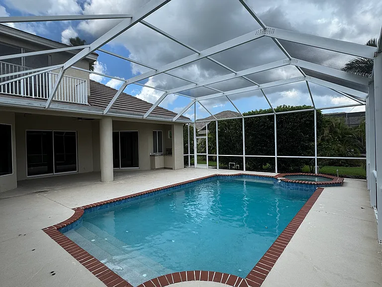 10084 Cherry Hills Avenue Cir — Photo 32