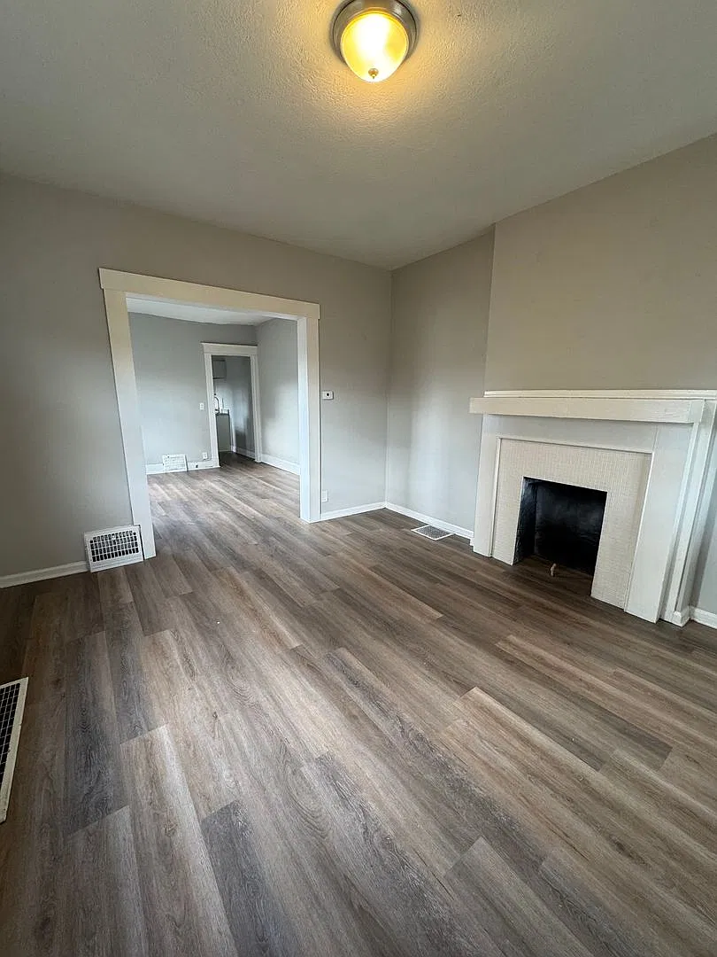 421 Pritz Avenue — Photo 2