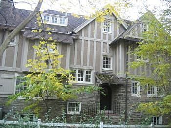 1st image of 111 W Moreland Ave