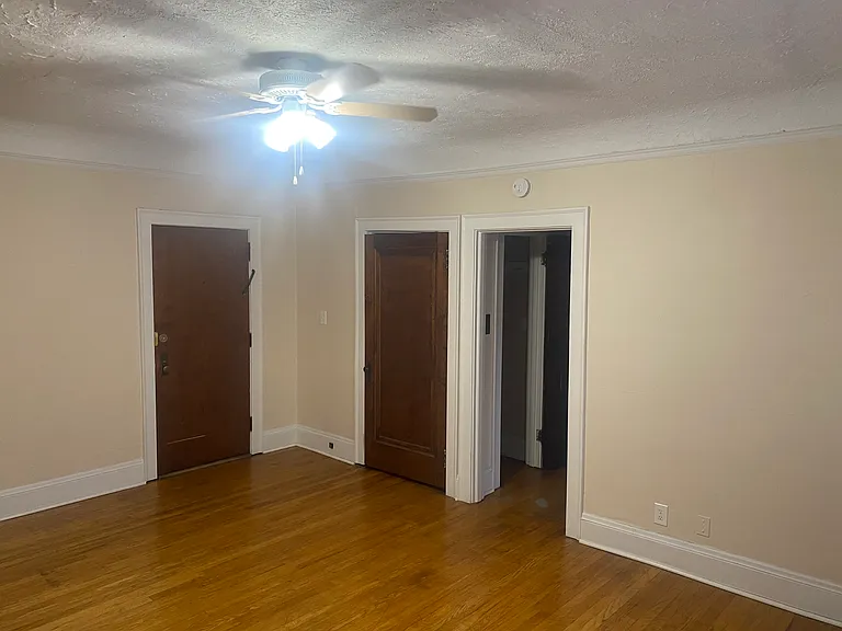 12039 Edgewater Dr #103 — Photo 10