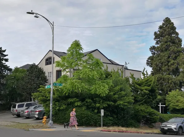 1804 NE 50th St, Seattle, WA 98105