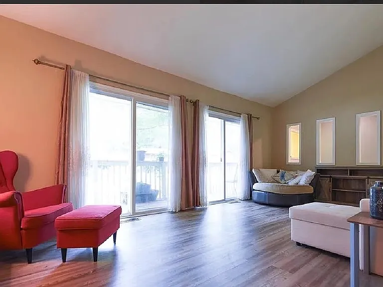 3280 Devilla Trce — Photo 10