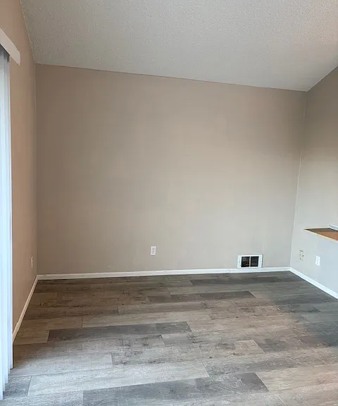 4526 S Henderson St #303 — Photo 5
