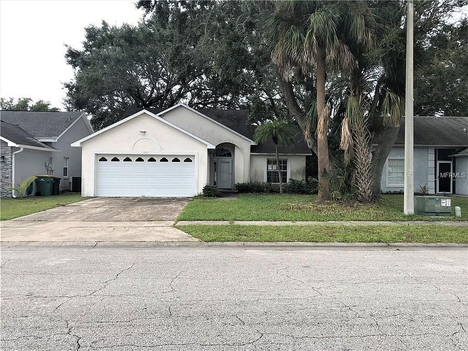 1st image of 842 Country Crossing Ct