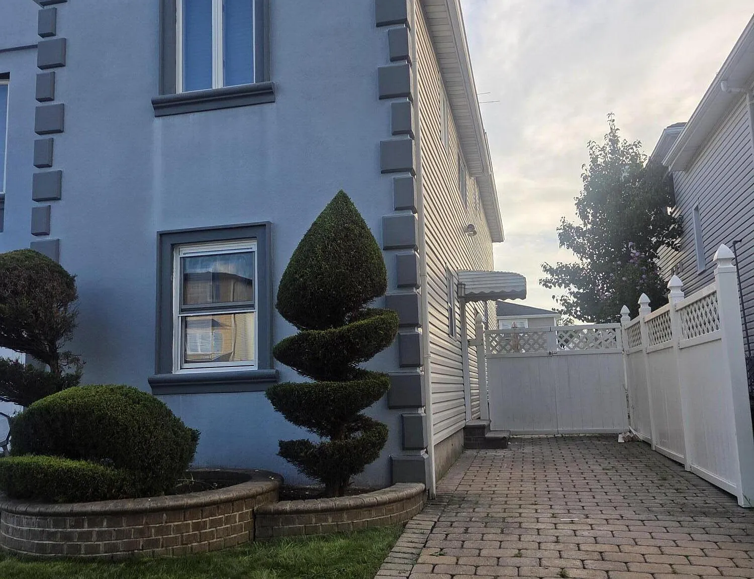 1 bed, 1.0 bath, $1,700 — Photo 1