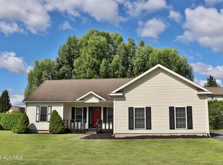 126 Maine Rd, Plattsburgh, NY 12903