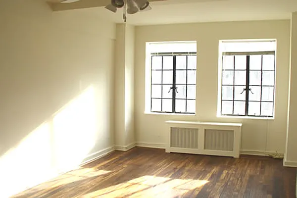 Rented by Steven Corcoran Real Estate | media 8