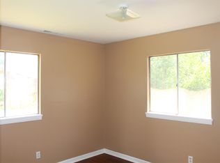 2204 Robinhood Rd, Albany, GA 31707