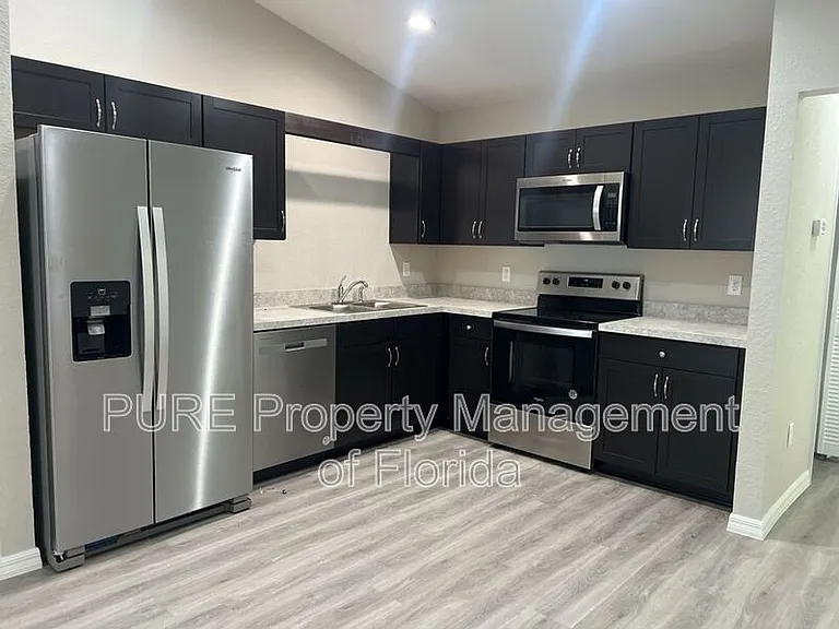 16038 SW 34th Court Rd #2 — Photo 5