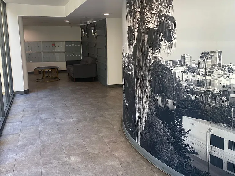 Rodeo Apartments — Photo 2