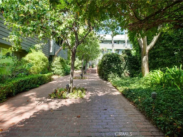 11773 W Sunset Blvd, Los Angeles, CA 90049