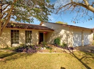 3916 Stoney Hl, Round Rock, TX 78681