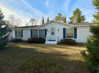 607 Funk St, Crivitz, WI 54114