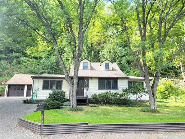 3855 Texas Hollow Rd, Burdett, NY 14818