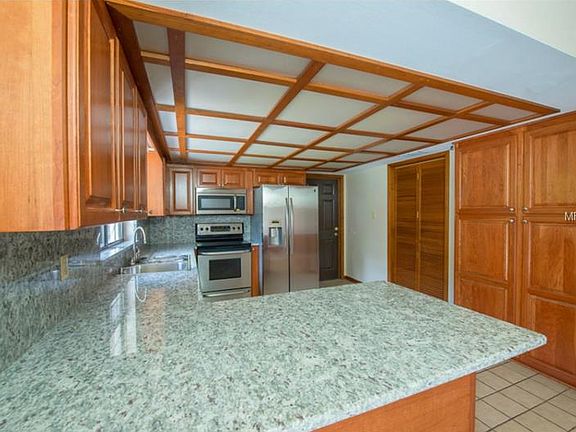5th image of 4501 Sleepy Hollow Ln