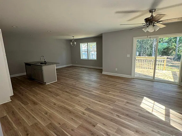 895 S Henley St — Photo 16