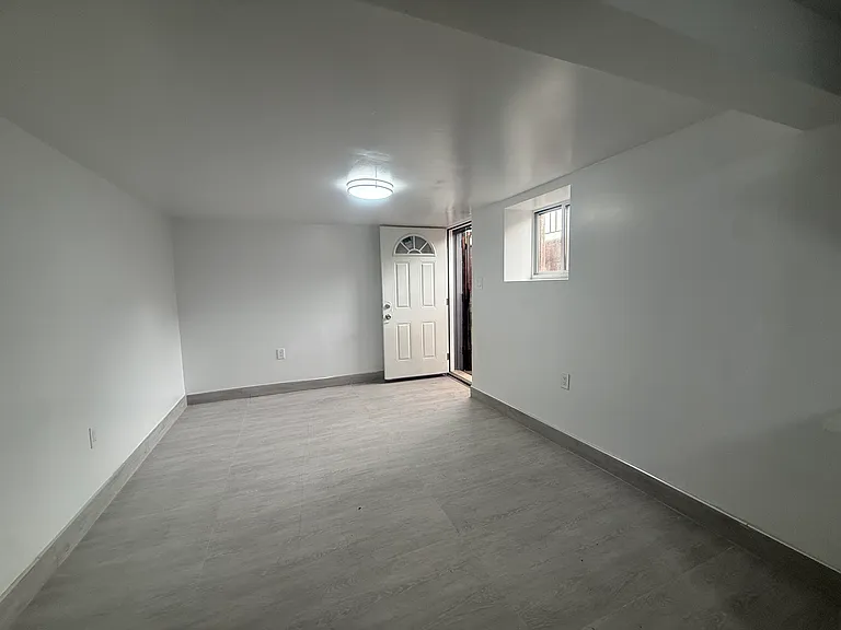18011 64th Ave #B — Photo 6