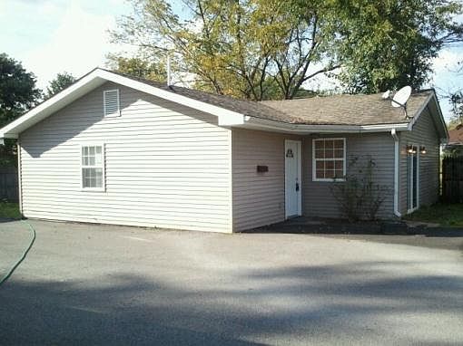 1st image of 206 Benton Ave