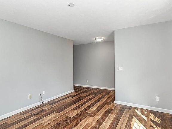 4th image of 17266 Shadoan Way
