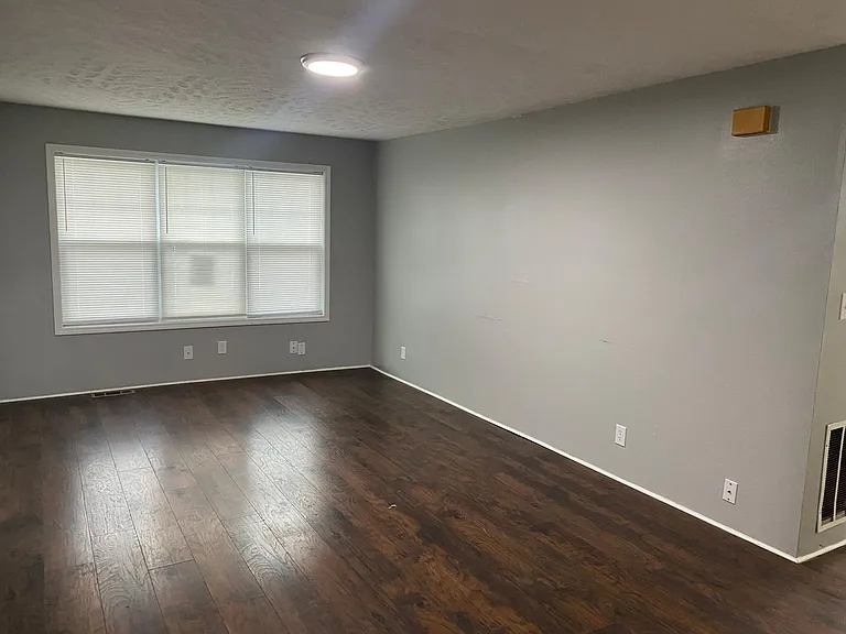 27 Brianfield Dr #A — Photo 4