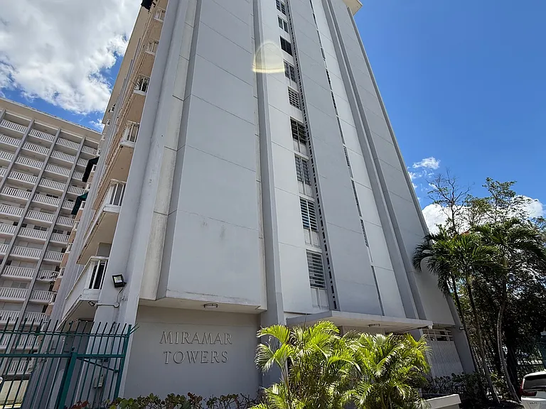 721 Calle Hernandez #12D — Photo 1