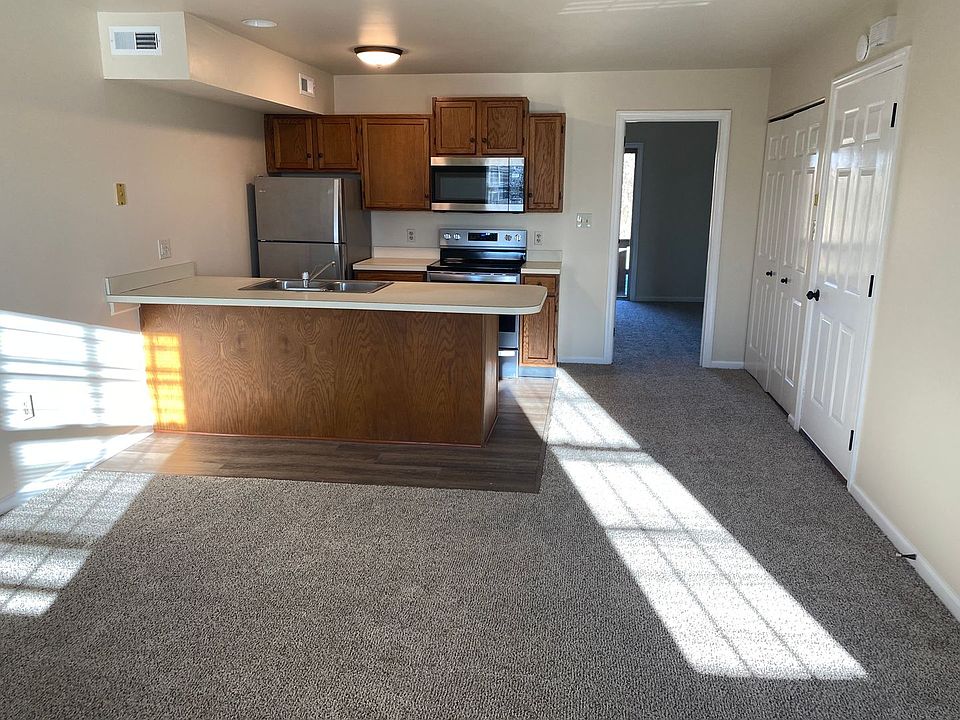 1st image of 405 Judie Ln APT J