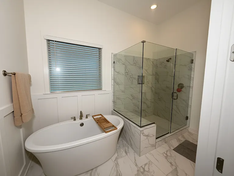 6917 Johnstown Ln — Photo 8