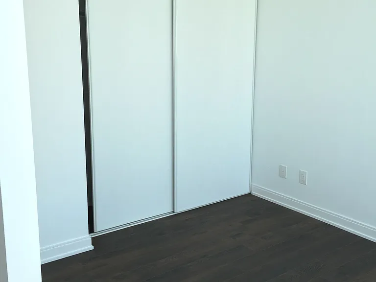 42 Charles St E #2901 — Photo 3