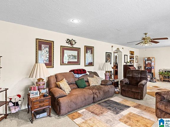 4th image of 570 County Road 209