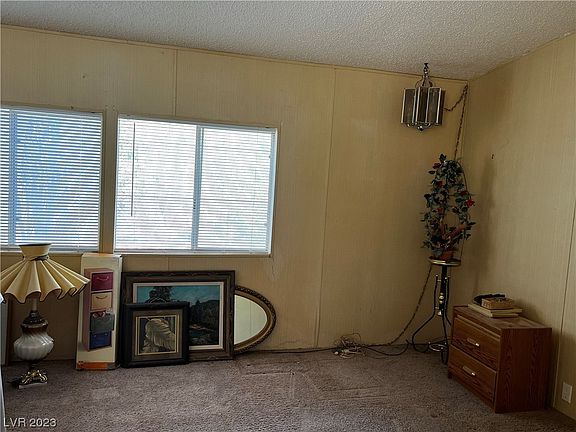 3rd image of 5321 N Linda St
