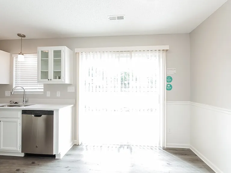 7304 Hethersett Ln — Photo 8