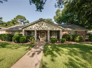 2700 Woodside Dr, Arlington, TX 76016