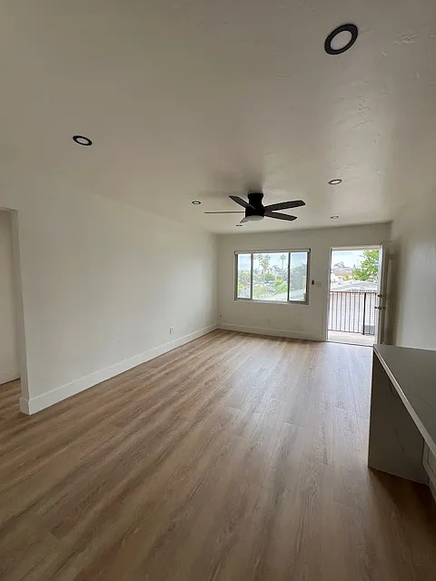 2 bed, $2,850 — Photo 2