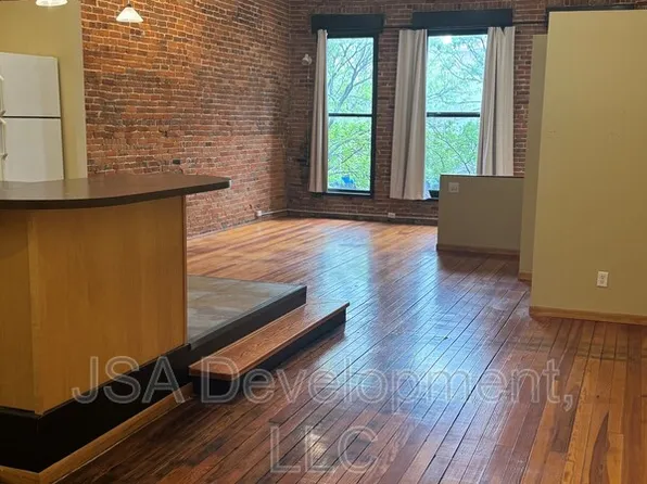 220-224 E 4th St Unit 204, Waterloo, IA 50703