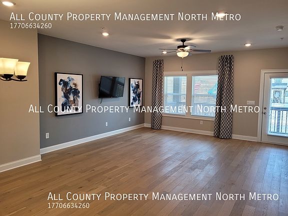 4th image of 708 Mulberry Cir