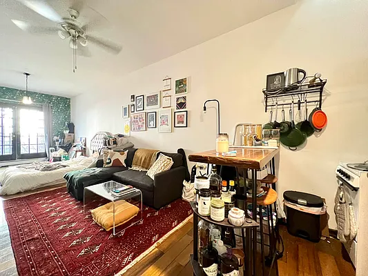 Rented by Nolita Group | media 8