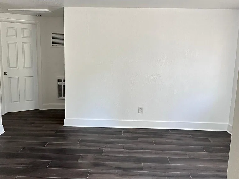 8638 Allamanda St — Photo 22