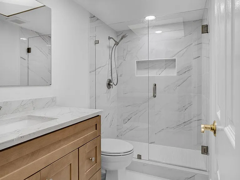52 Yacht Club Dr #305 — Photo 30