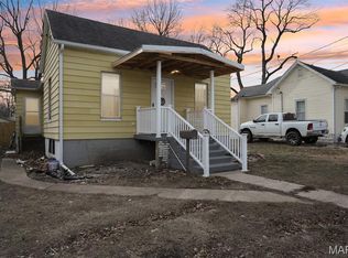 616 E Ryder St, Litchfield, IL 62056