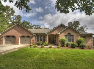 167 Sally Cir, Ellijay, GA 30536