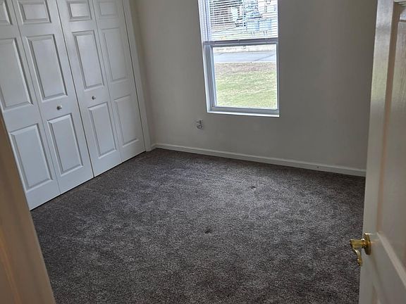 5th image of 101 New Hurbane St APT B