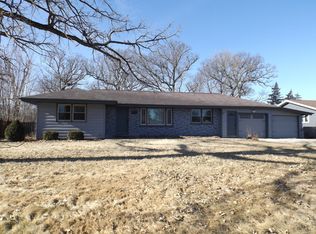 306 Tree Ln, Prophetstown, IL 61277